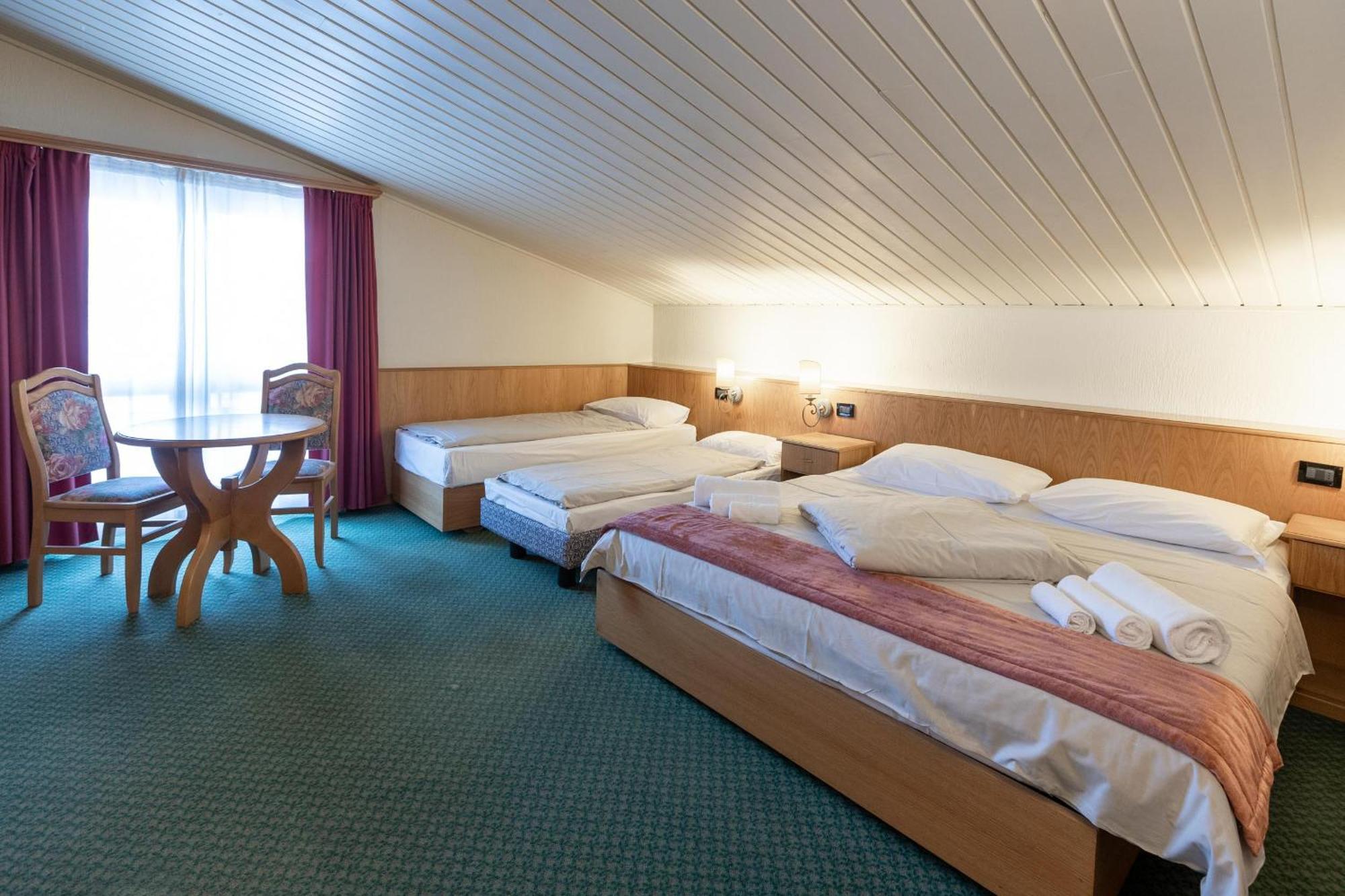 Hotel Intermonti Livigno Oda fotoğraf
