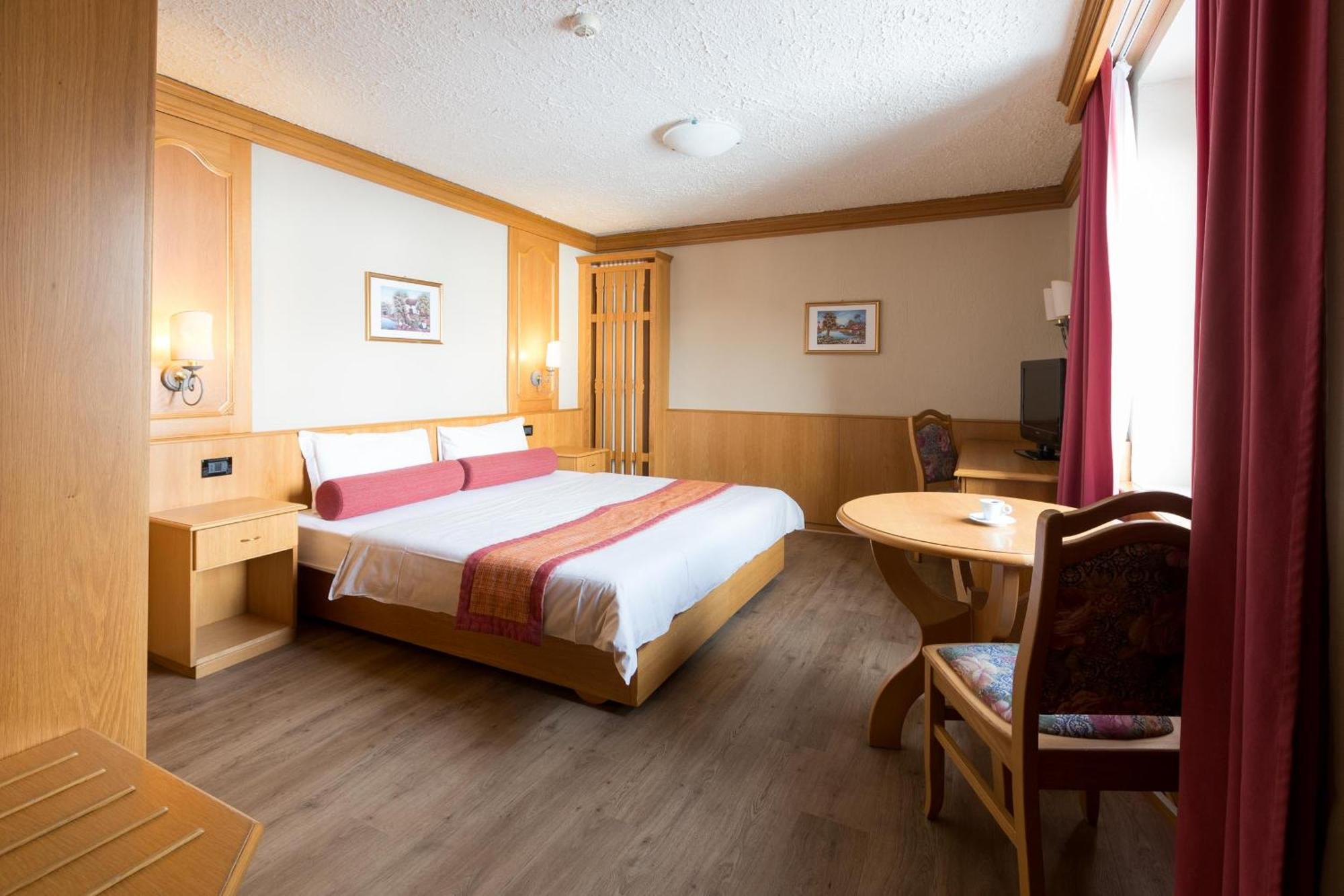 Hotel Intermonti Livigno Dış mekan fotoğraf