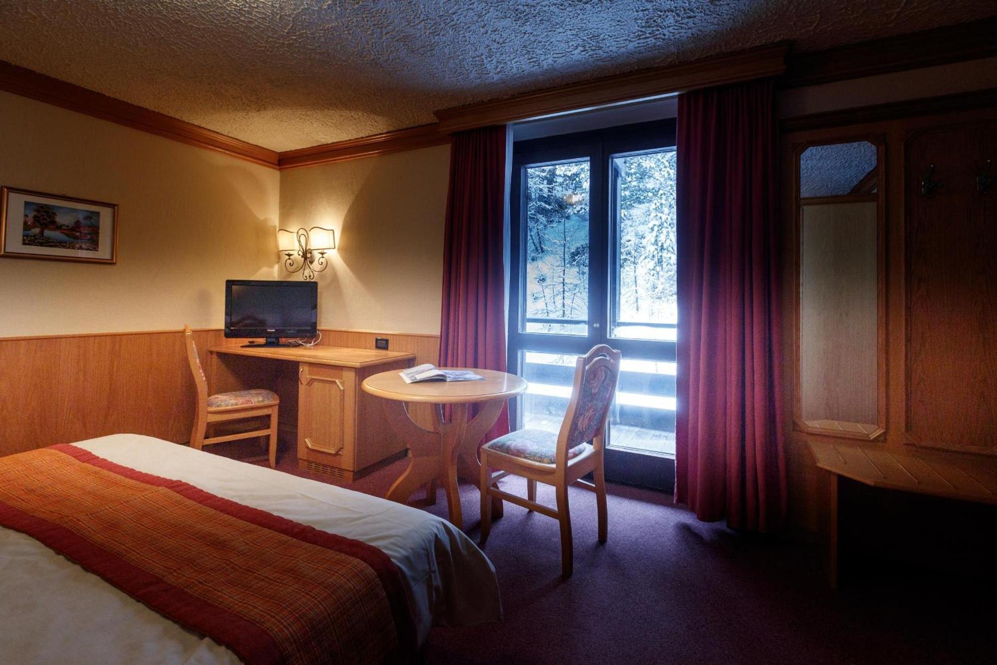 Hotel Intermonti Livigno Dış mekan fotoğraf