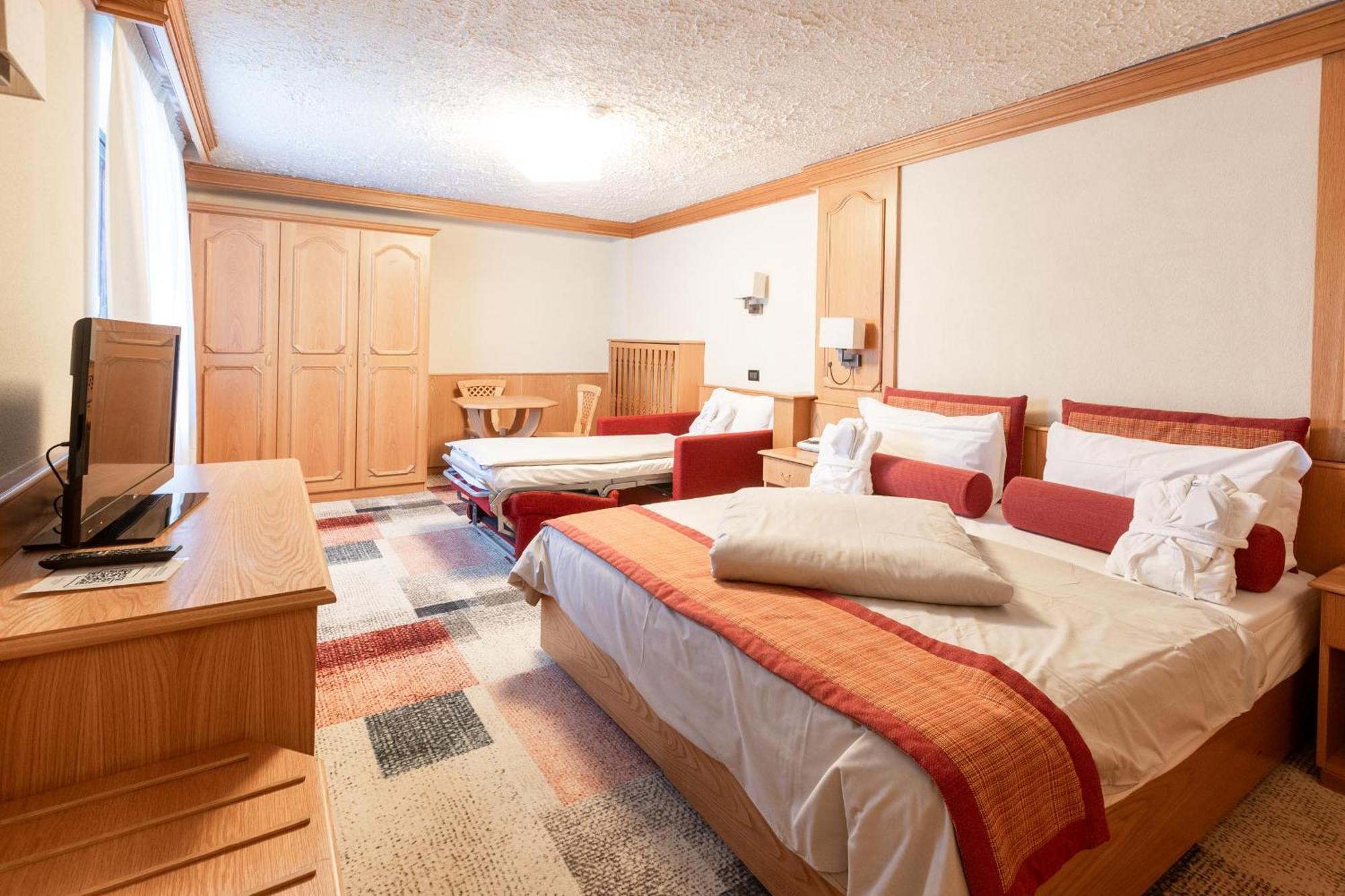 Hotel Intermonti Livigno Dış mekan fotoğraf