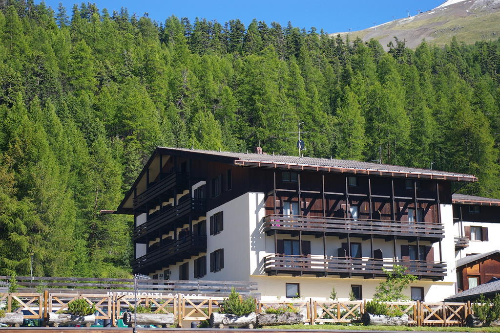 Hotel Intermonti Livigno Dış mekan fotoğraf